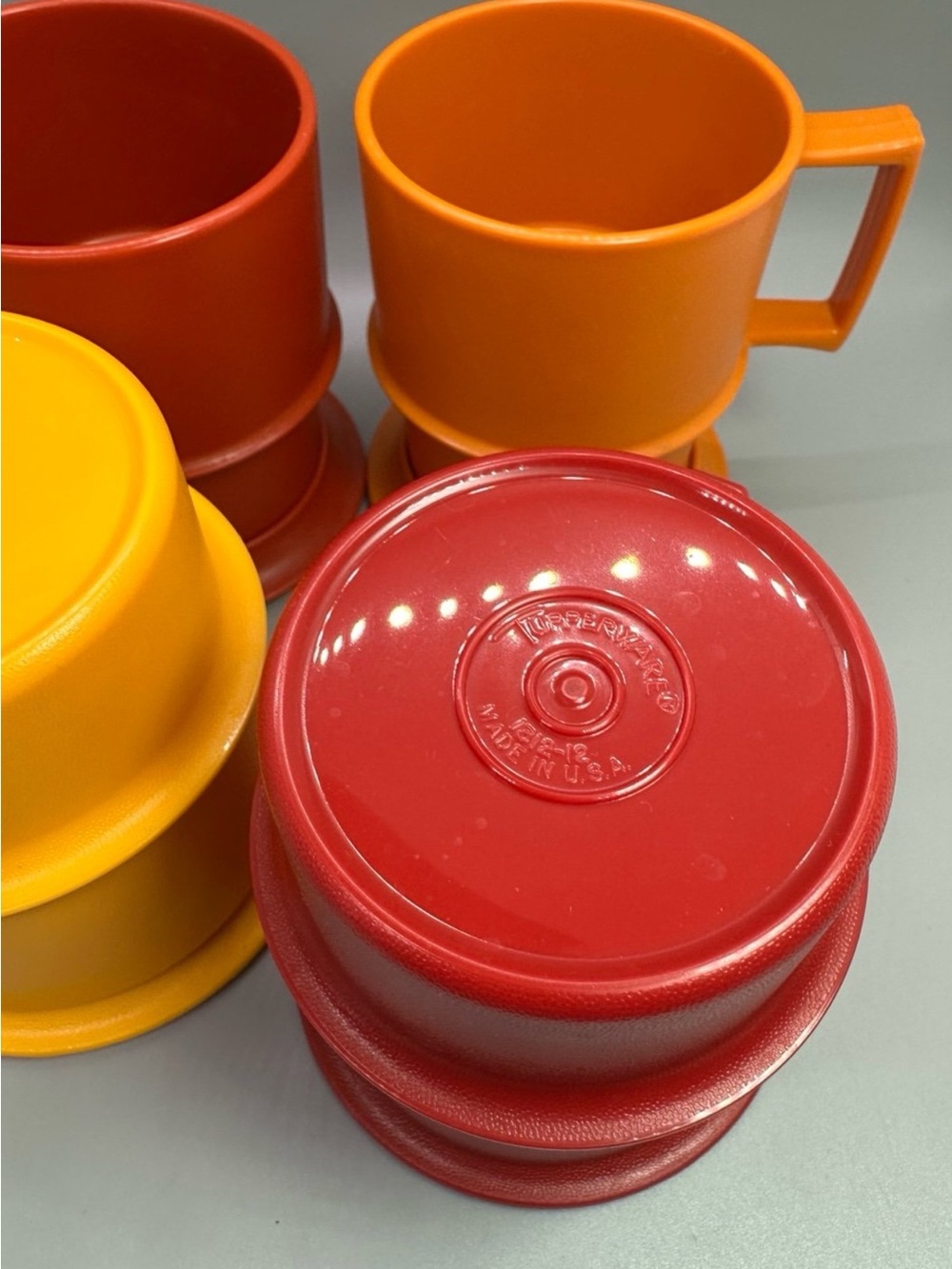 Tupperware Vintage Stacking Coffee Cups
With Lids/Coasters Set Of 4 - Picture 6 of 10